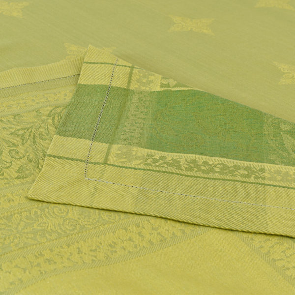 Green jacquard tablecloth for dining room - Image 5