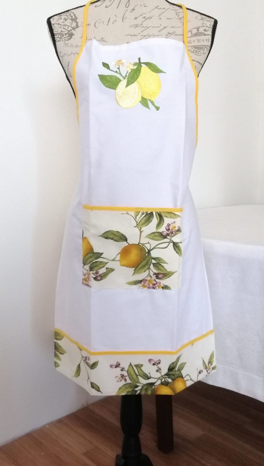 Citrus fruit round hand towel, kitchen with lemon branch tea towels