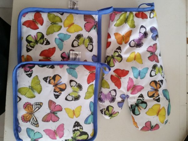 Ladies apron with printed Butterflies, multicolor butterfly aprons, kitchen acssesoris butterflies design, gifts for hostess, grandma - Image 5