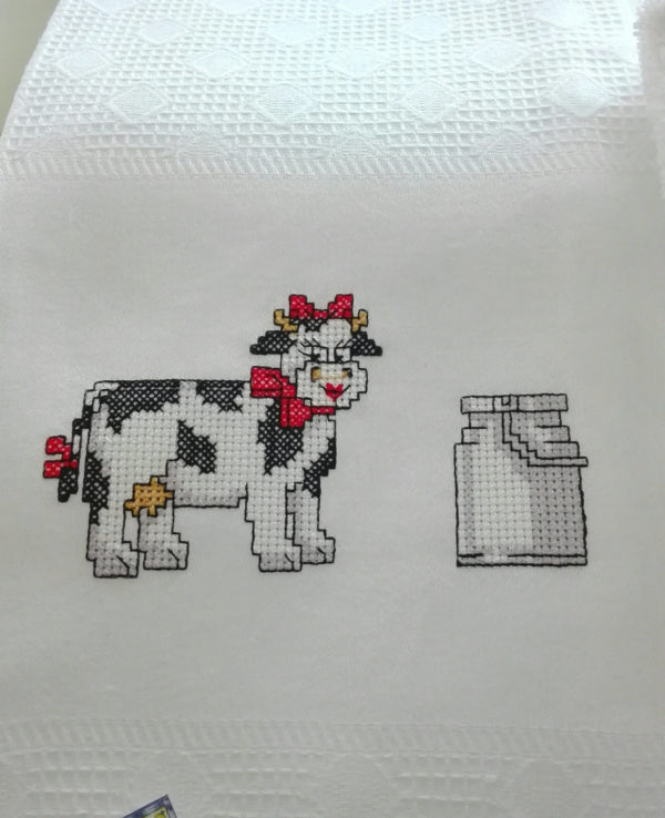 Embroidered tea towels Happy Cows - Image 5