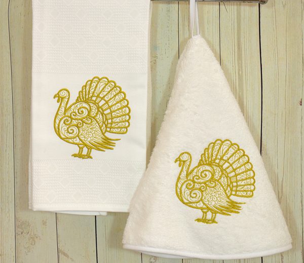 Round hand towel with Golden turkey embroidery - Image 4